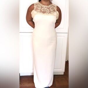 Long formal dress off-white